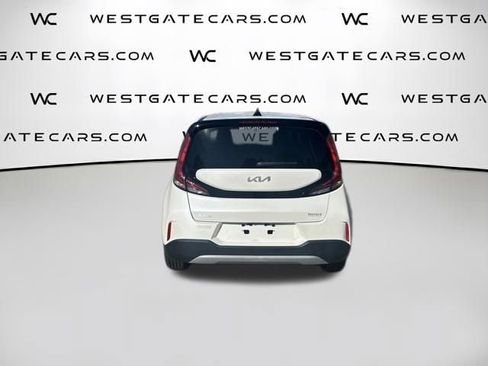 Used 2023 Kia Soul LX w/ LX Technology Package image 24