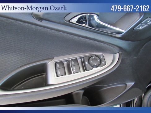 Used 2024 Chevrolet Malibu LT FWD image 35