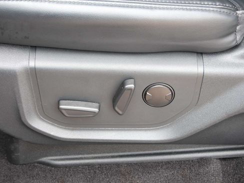 Used 2022 Ford Expedition XLT RWD image 30