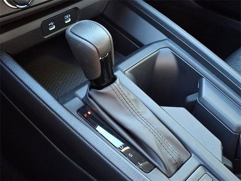 Certified 2023 Honda Accord EX image 15