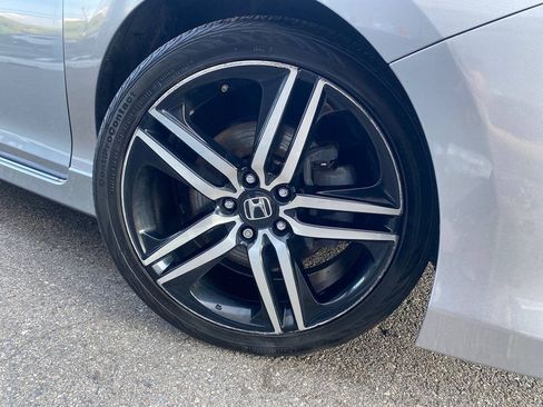 Used 2017 Honda Accord LX image 6