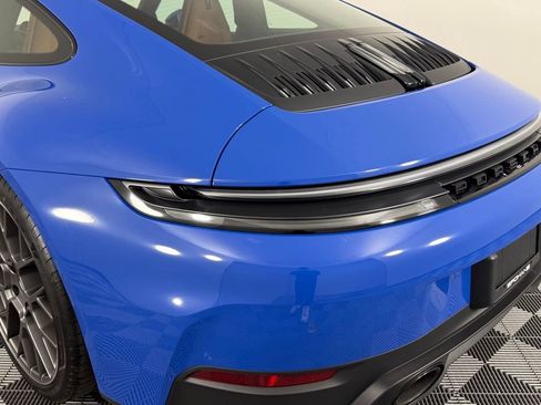 Certified 2025 Porsche 911 Carrera RWD image 12
