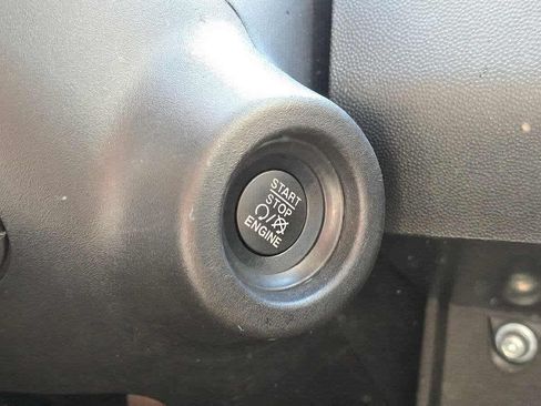Used 2023 RAM ProMaster 2500 FWD image 32