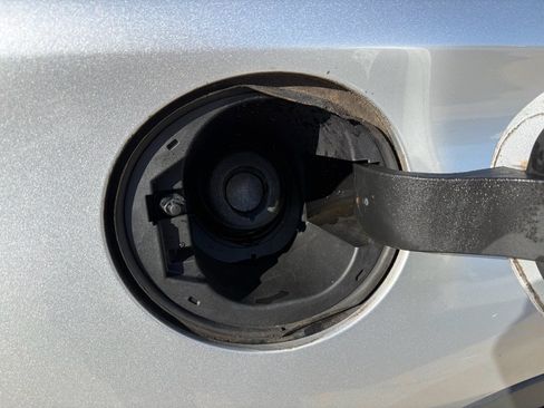 Used 2018 Lincoln MKC Reserve w/ Lincoln MKC Climate Package image 34