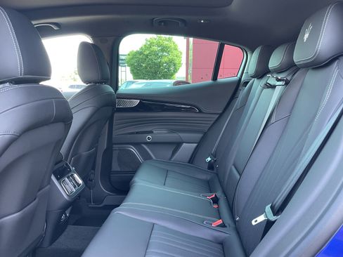 New 2024 Maserati Grecale GT image 28