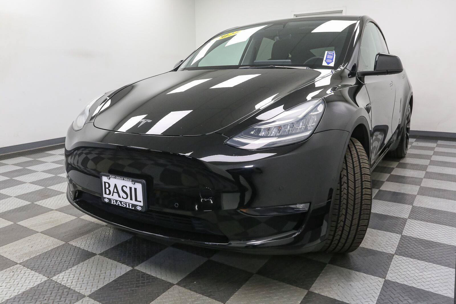 Used 2021 Tesla Model Y Long Range AWD/4WD image 4