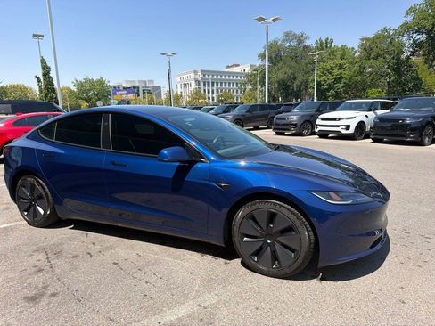 Used 2024 Tesla Model 3 Long Range AWD/4WD image 4