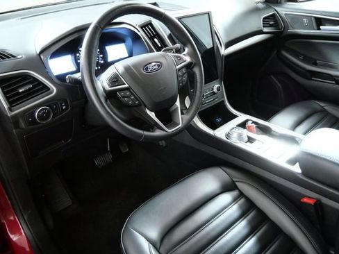 Certified 2023 Ford Edge SEL w/ Convenience Package AWD/4WD image 4