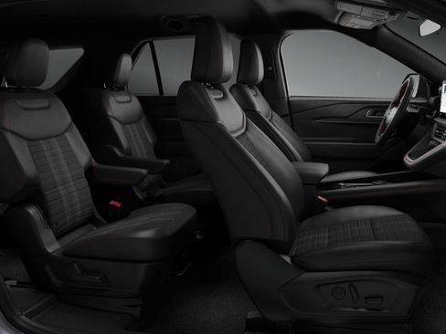 New 2026 Ford Explorer ST-Line RWD image 5