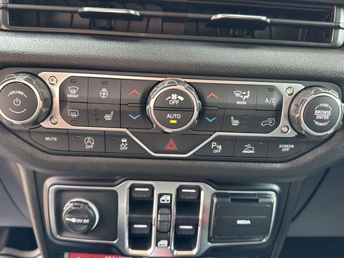 New 2026 Jeep Wrangler Unlimited Sport AWD/4WD image 16