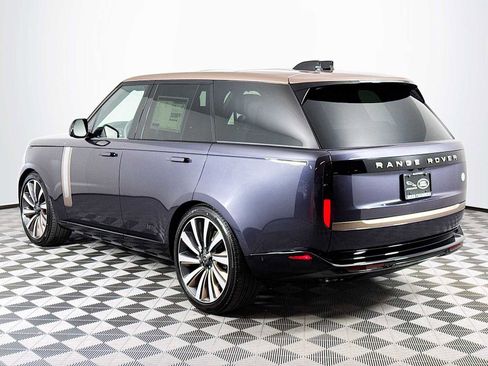 New 2025 Land Rover Range Rover SV image 7