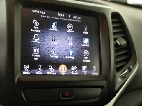 Used 2015 Jeep Cherokee Trailhawk image 9