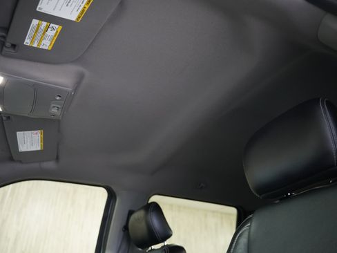 Used 2017 Ford F350 Lariat w/ Chrome Package image 24