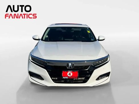 Used 2019 Honda Accord Touring image 9