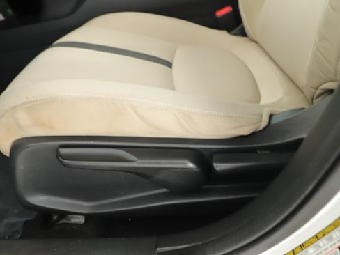 Used 2016 Honda Civic EX image 10