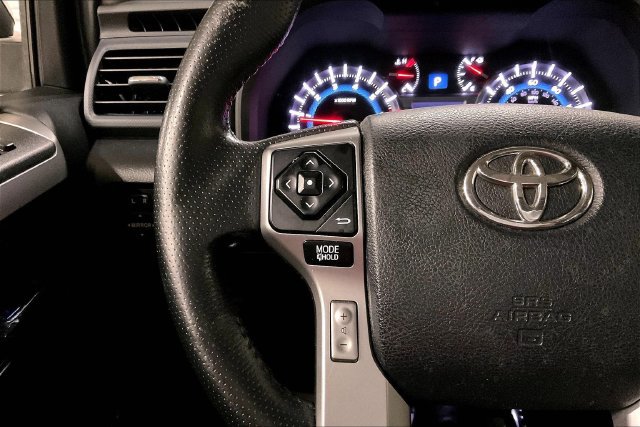 Used 2014 Toyota 4Runner Limited w/ Convenience Package AWD/4WD image 18