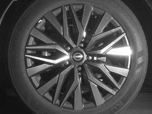 Used 2025 Kia Sportage LX image 12