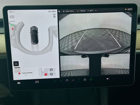 Used 2023 Tesla Model 3 Standard Range image 22