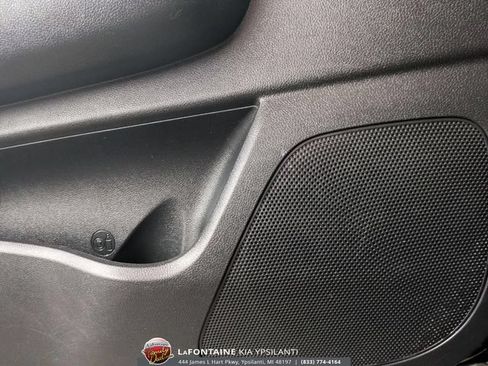 Used 2018 Kia Sportage LX AWD/4WD image 16