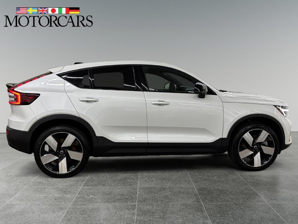 Certified 2023 Volvo C40 P8 Recharge Ultimate AWD/4WD image 2