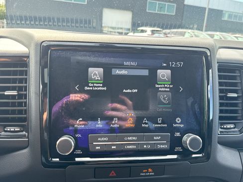 Certified 2023 Nissan Frontier PRO-4X w/ Pro-4X Premium Package AWD/4WD image 19