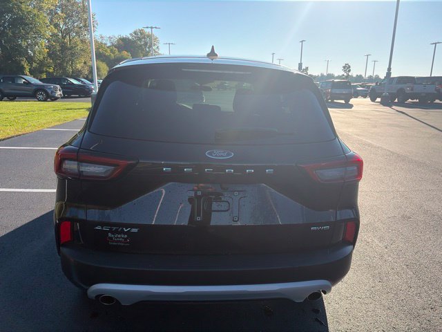 Used 2023 Ford Escape Active AWD/4WD image 12