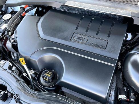 Certified 2025 Land Rover Discovery Sport S AWD/4WD image 29