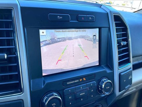 Used 2018 Ford F150 Lariat image 26