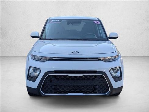 Used 2021 Kia Soul S image 2