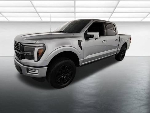 Used 2024 Ford F150 Platinum w/ Equipment Group 702A High AWD/4WD image 3