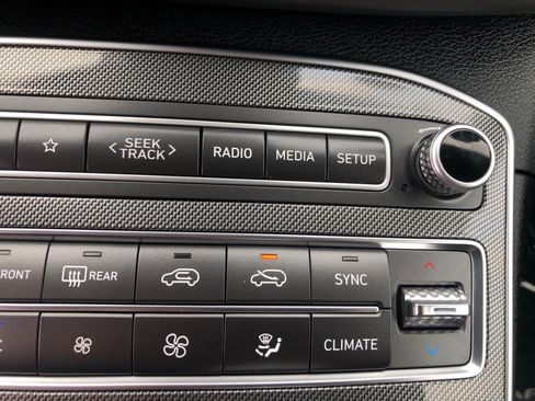 Certified 2023 Hyundai Santa Fe SEL AWD/4WD image 17