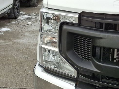 Certified 2021 Ford F350 XL w/ Power Equipment Group image 8
