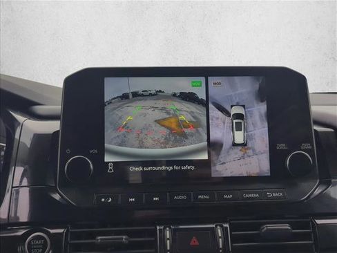 Used 2022 Nissan Pathfinder SL image 19