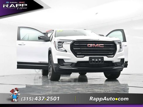 Used 2023 GMC Terrain SLE w/ Driver Convenience Package AWD/4WD image 51