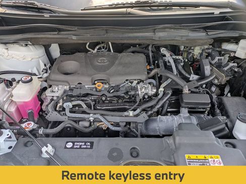 Used 2022 Toyota Sienna LE FWD image 14