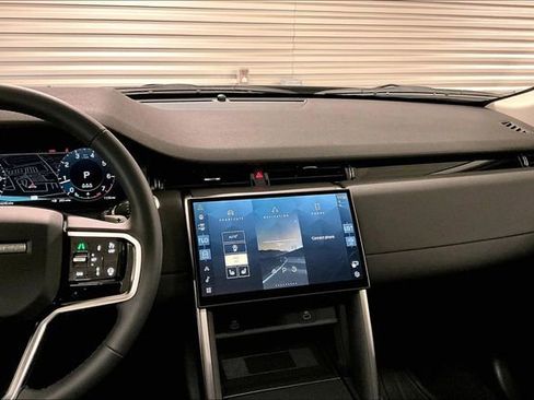 Certified 2025 Land Rover Discovery Sport S image 5