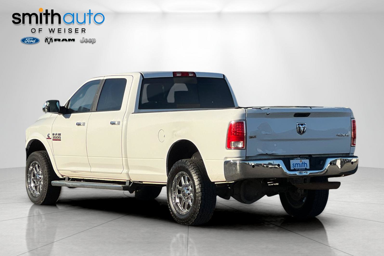 Used 2014 RAM 3500 Laramie w/ Convenience Group AWD/4WD image 7