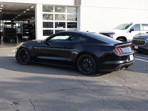 Used 2017 Ford Mustang Shelby GT350 w/ Electronics Package RWD image 8
