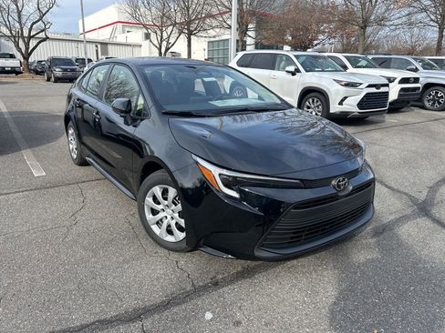 New 2026 Toyota Corolla LE image 1