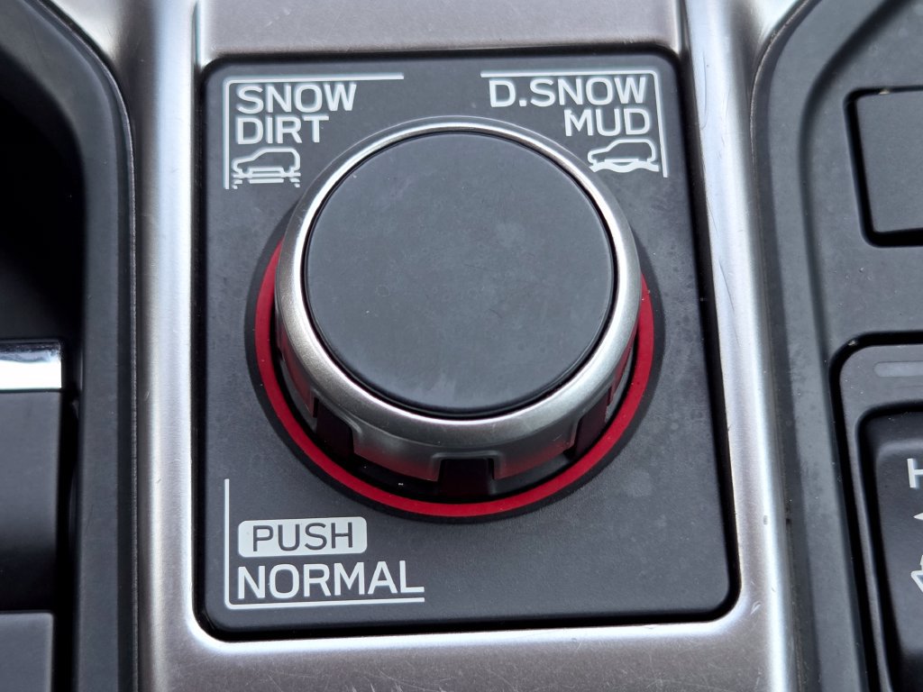 Used 2020 Subaru Forester Touring AWD/4WD image 17