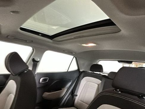 Certified 2023 Hyundai Venue SEL FWD image 12