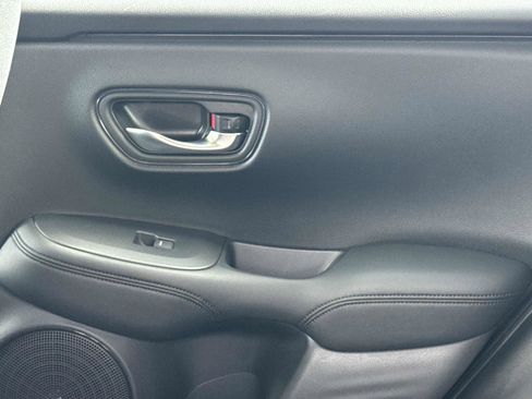 Certified 2023 Honda HR-V LX image 15