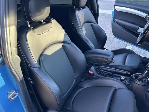 Used 2015 MINI Cooper S image 36