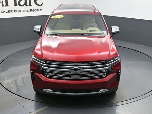 Used 2023 Chevrolet Suburban Premier w/ Premium Package AWD/4WD image 61