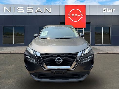 Used 2023 Nissan Rogue SV AWD/4WD image 2
