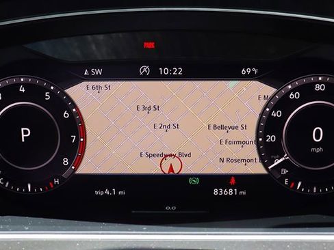 Used 2019 Volkswagen Tiguan SEL FWD image 43