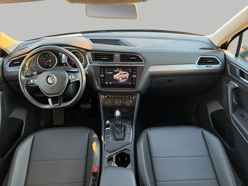 Used 2019 Volkswagen Tiguan SE image 10