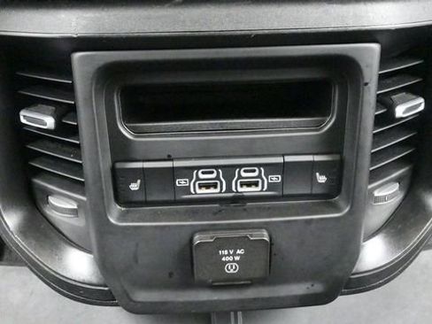 Used 2024 RAM 1500 Laramie AWD/4WD image 13