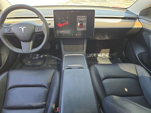 Used 2021 Tesla Model 3 Standard Range Plus image 13