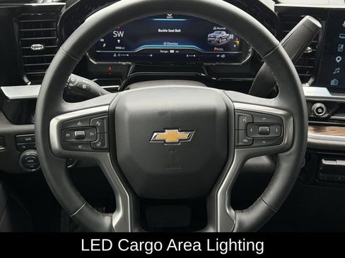 Used 2025 Chevrolet Silverado 1500 LT AWD/4WD image 14